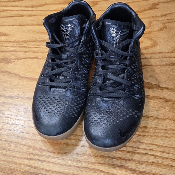 Nike Kobe 9 EXT QS Black Mid Snake Skin. - Picture 4 of 4